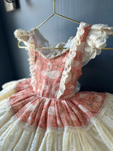 Load image into Gallery viewer, Swan Dress