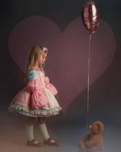 Load image into Gallery viewer, Beary Sweet Flower Crown