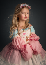 Load image into Gallery viewer, Beary Sweet Flower Crown