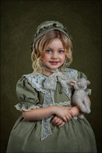 Load image into Gallery viewer, Blush & Lilac Bonnet