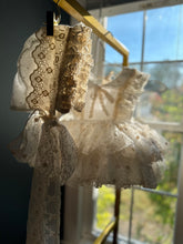 Load image into Gallery viewer, Creme Chantilly Bonnet