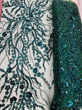 Load image into Gallery viewer, Crsytal Hair Crown