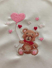 Load image into Gallery viewer, Beary Sweet Flower Crown