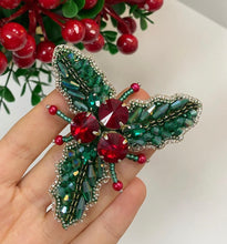 Load image into Gallery viewer, Winterberry Miracle Embellishment