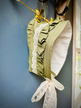 Load image into Gallery viewer, Blush & Lilac Bonnet