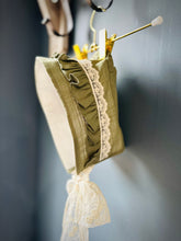 Load image into Gallery viewer, Victorian Clover Dress