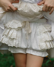 Load image into Gallery viewer, Vintage Roses Bloomers