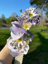 Load image into Gallery viewer, Blossom flower crown
