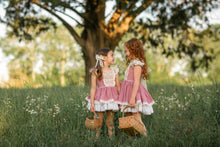 Load image into Gallery viewer, Vintage lace hair bow
