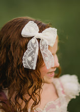 Load image into Gallery viewer, Vintage lace hair bow
